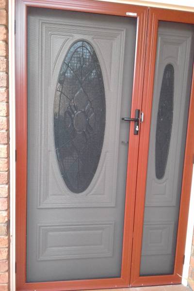 Clear-Breeze-Security-Screen-Door-Stainless-Side-Panel